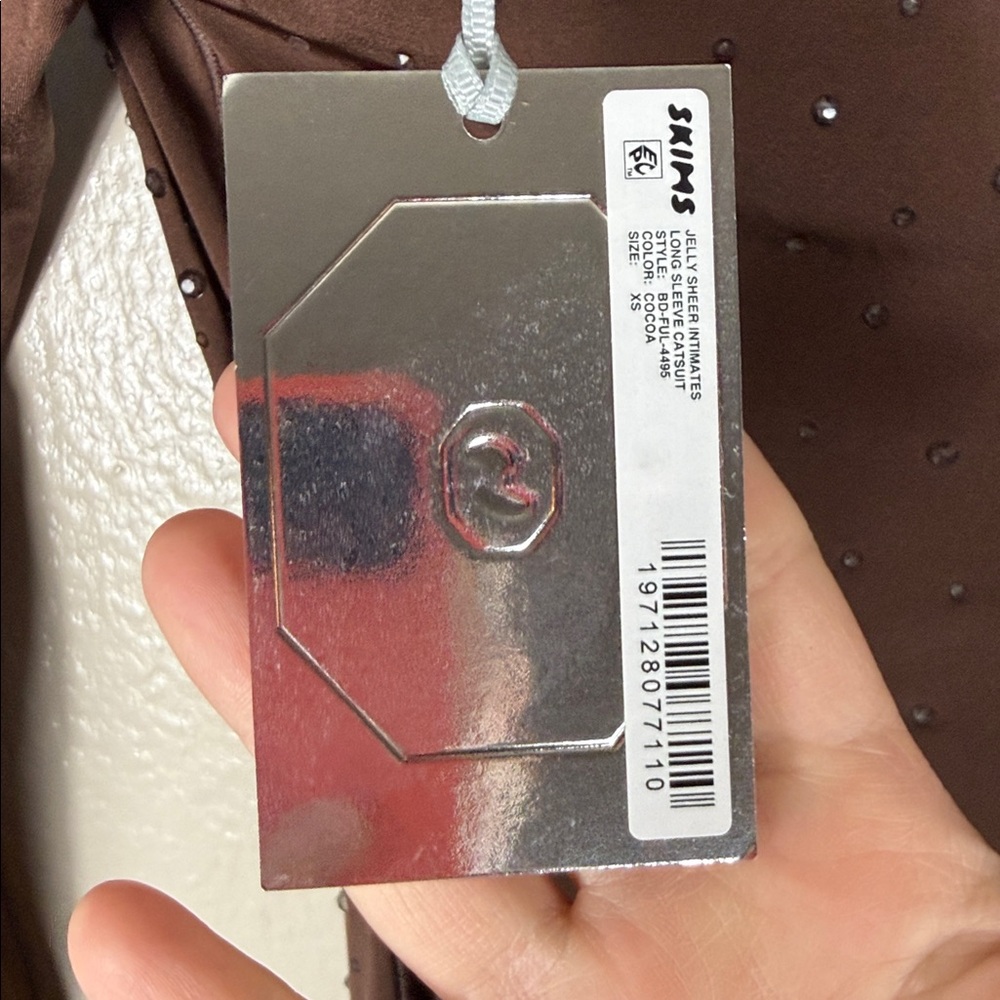 SKIMS X Swarovski Jelly Sheer Long Sleeved Catsuit Cocoa - Picture 6 of 6